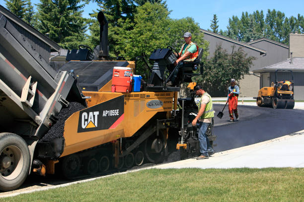 Best Driveway Paving Contractor  in Laurel, MS